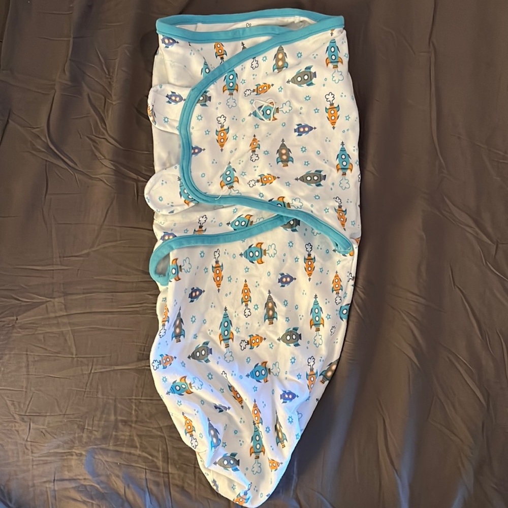 Swaddle me sleepsack/swaddle